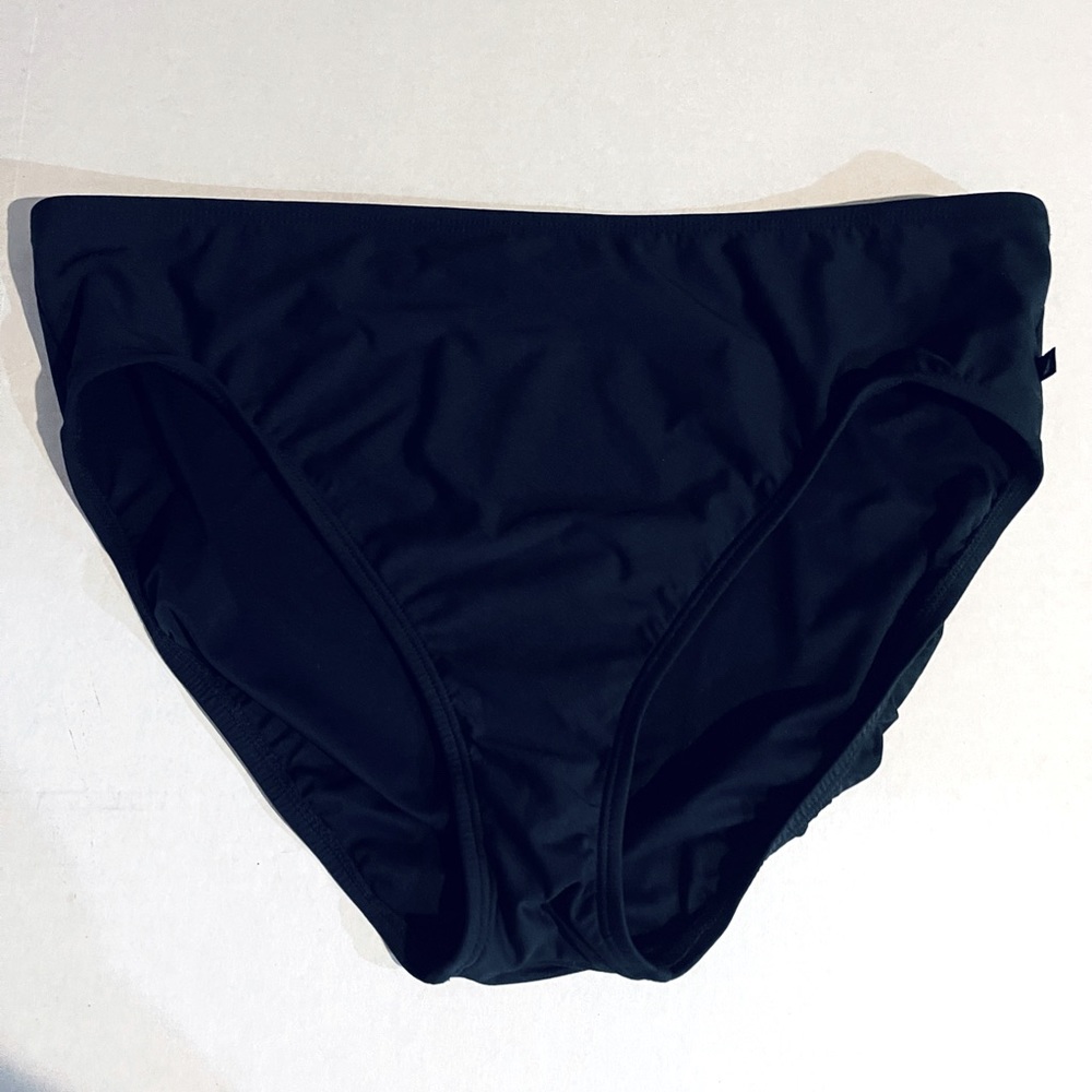 Coco Reef XL bikini bottom. New never worn. NWOT. Non smoking home.